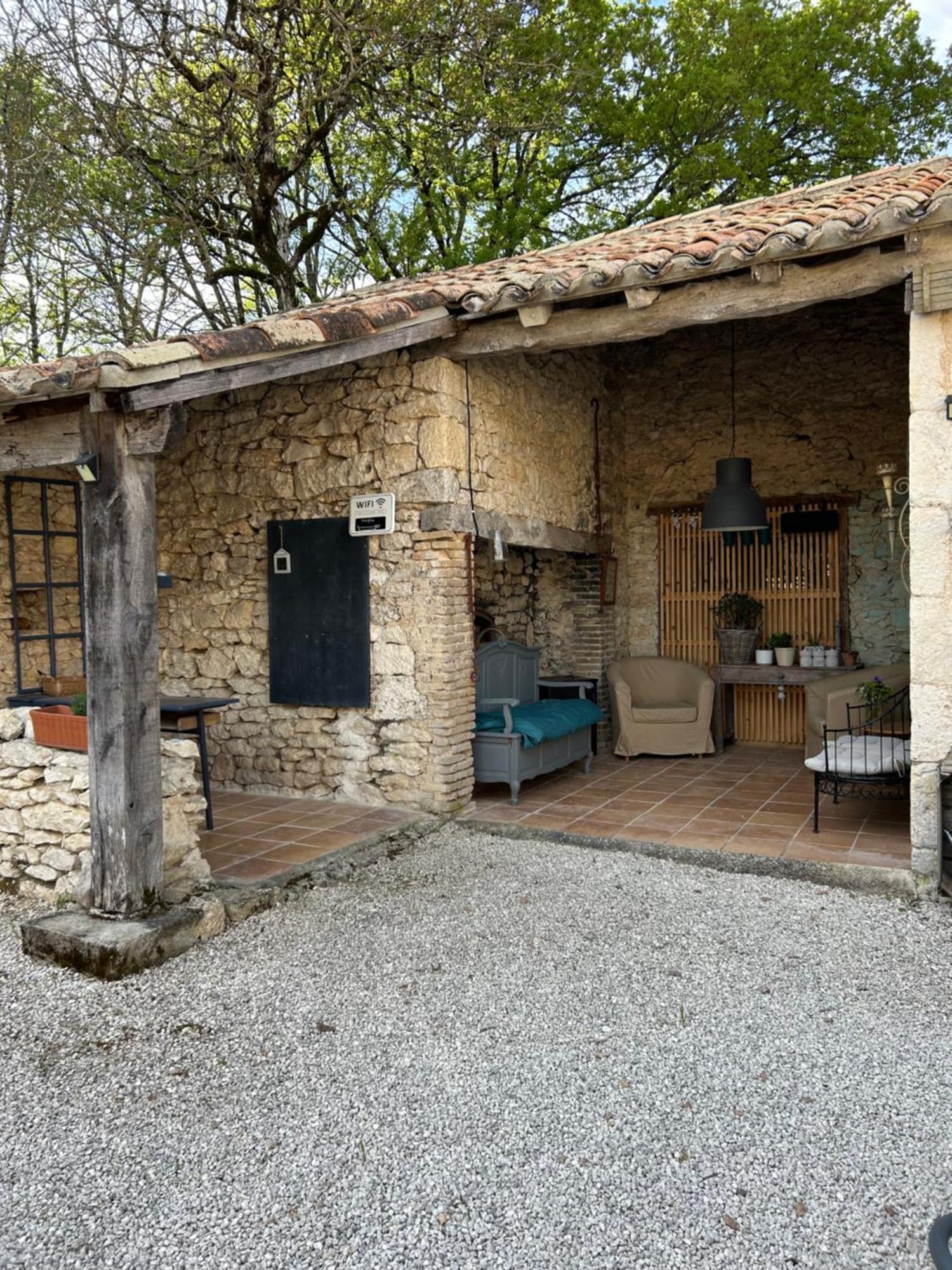 Les Fontanelles Du Quercy Blanc Villa Montcuq Exterior photo